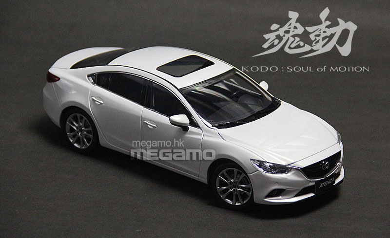 1/18 Mazda 6 Atenza 2014 Sedan White CN Dealer Ed